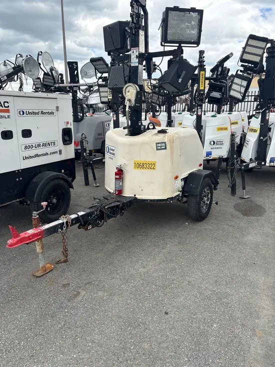 2017 Terex RL4V2 Portable Light Tower
