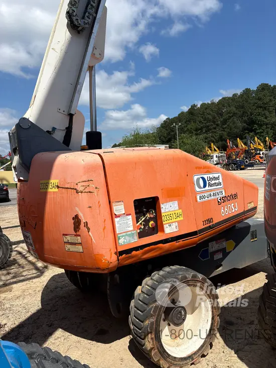 2019 Snorkel 660SJ Boom Lift