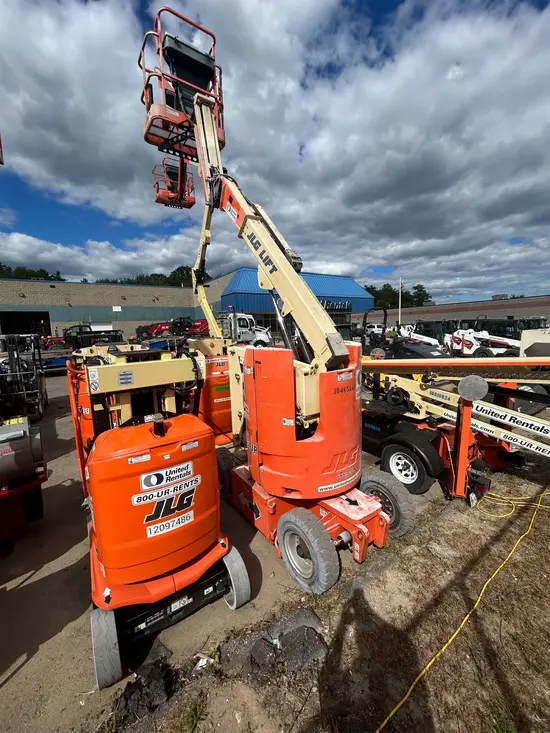 2016 JLG E300AJP Articulating Boom Lift