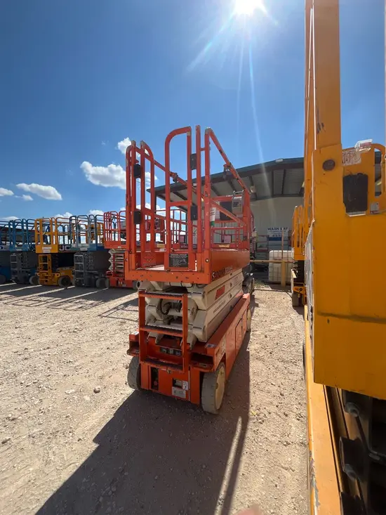 2019 Snorkel S3226E Scissor Lift