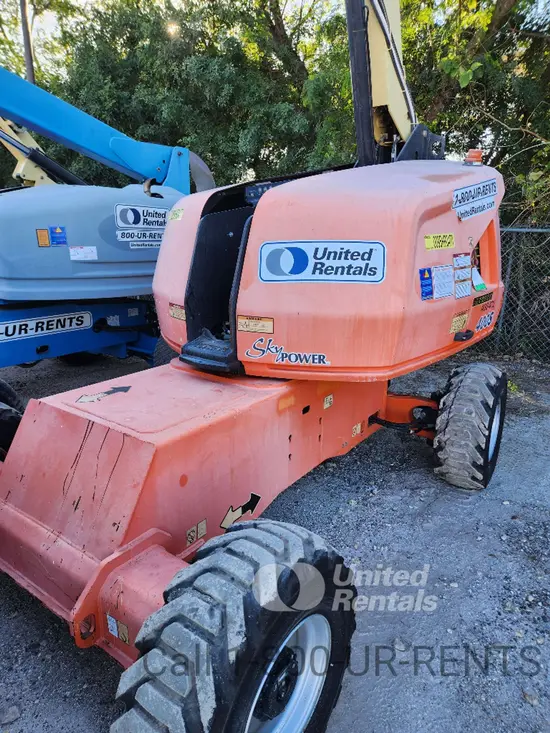 2017 JLG 400S Boom Lift