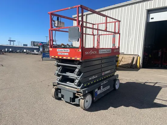 2017 Skyjack SJIII4740 Scissor Lift