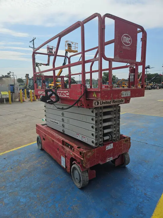 2017 MEC 4046SE Scissor Lift