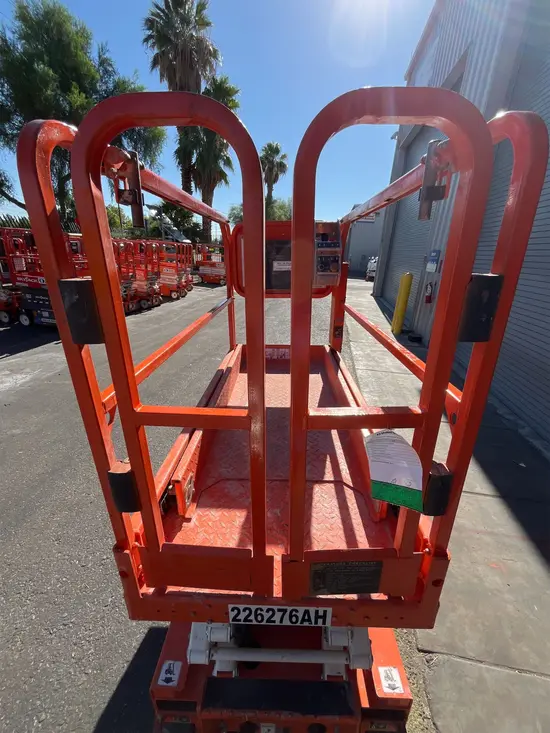 2019 Snorkel S3219E Scissor Lift
