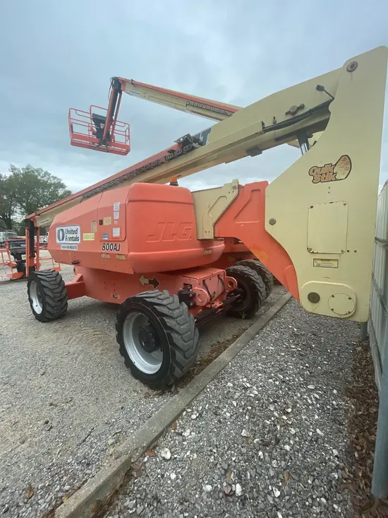 2016 JLG 800AJ Articulating Boom Lift