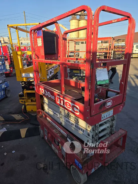 2019 MEC 1330SE Scissor Lift