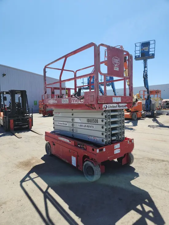 2018 MEC 4046SE Scissor Lift