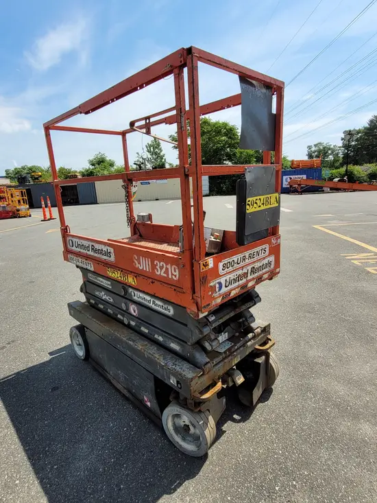 2018 Skyjack SJIII3219 Scissor Lift