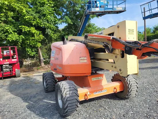 2017 JLG 450AJ Articulating Boom Lift