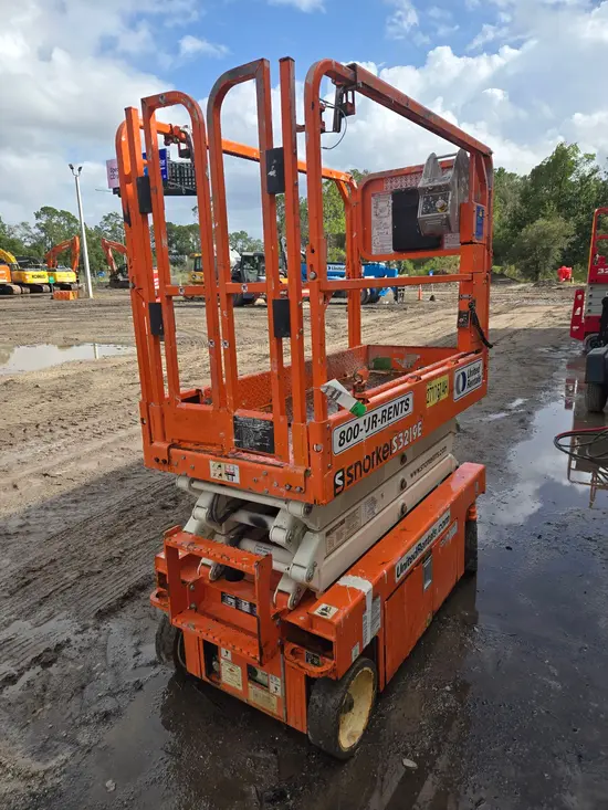 2021 Snorkel S3219E Scissor Lift