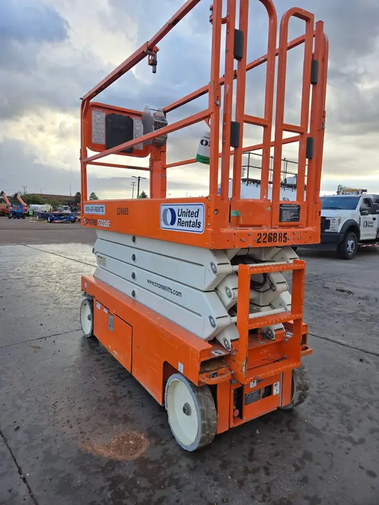 2019 Snorkel S3226E Scissor Lift