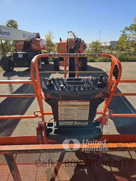 2019 JLG 860SJ Boom Lift