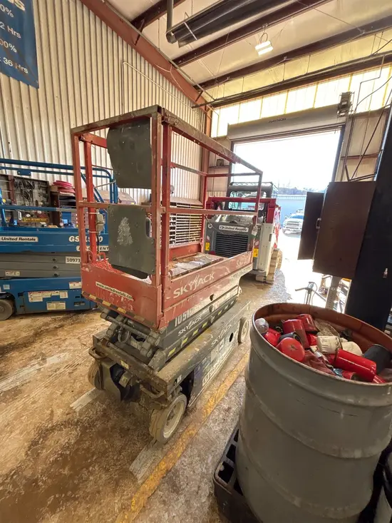 2016 Skyjack SJIII3219 Scissor Lift