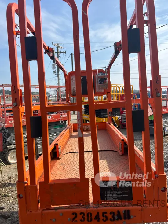 2019 Snorkel S3226E Scissor Lift