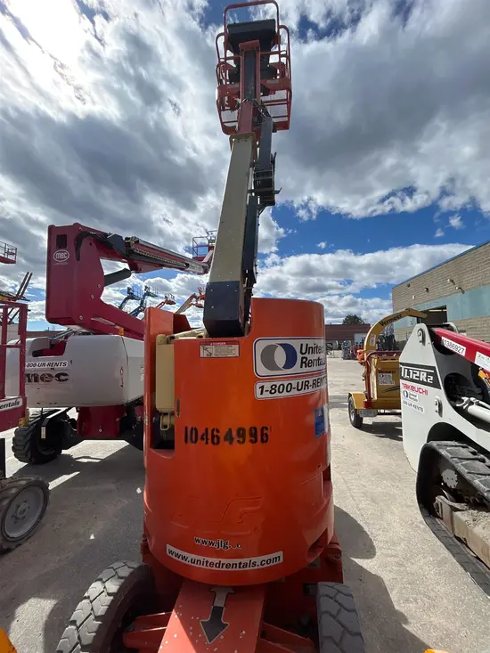 2016 JLG E300AJP Articulating Boom Lift