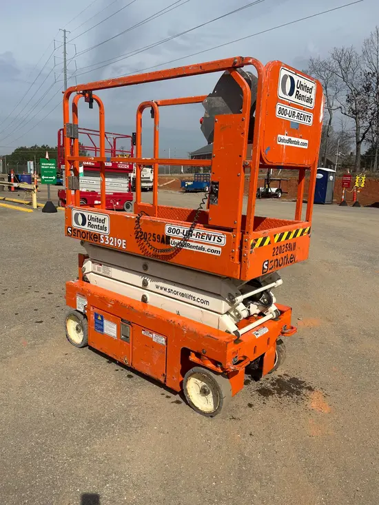 2019 Snorkel S3219E Scissor Lift
