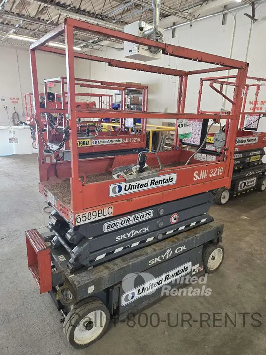 2018 Skyjack SJIII3219 Scissor Lift
