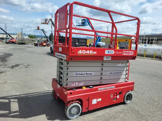2021 MEC 4046SE Scissor Lift