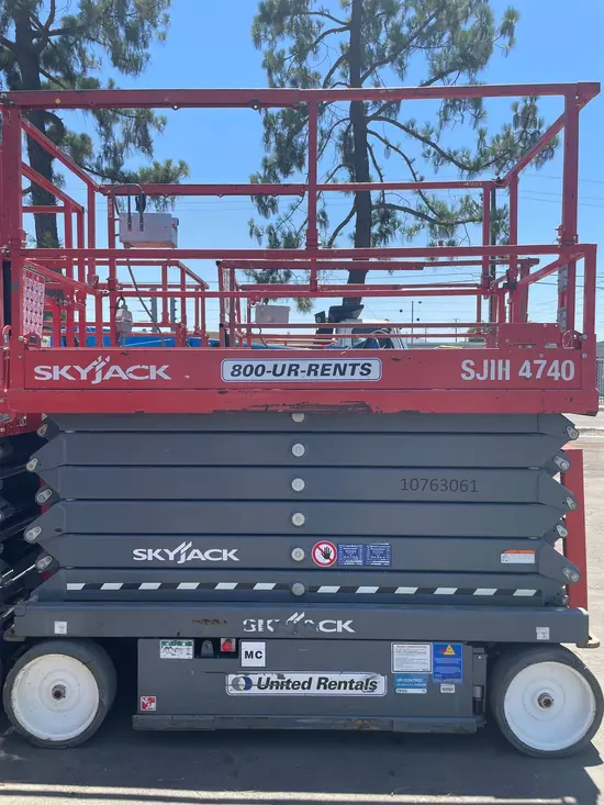 2018 Skyjack SJIII4740 Scissor Lift