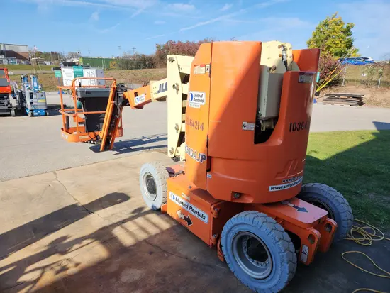 2015 JLG E300AJP Articulating Boom Lift