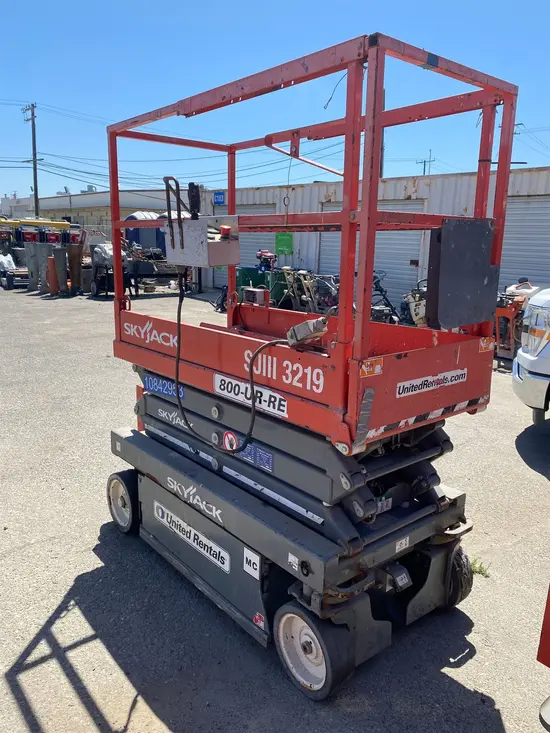2018 Skyjack SJIII3219 Scissor Lift