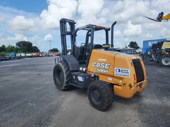 2020 Case 586H Forklift