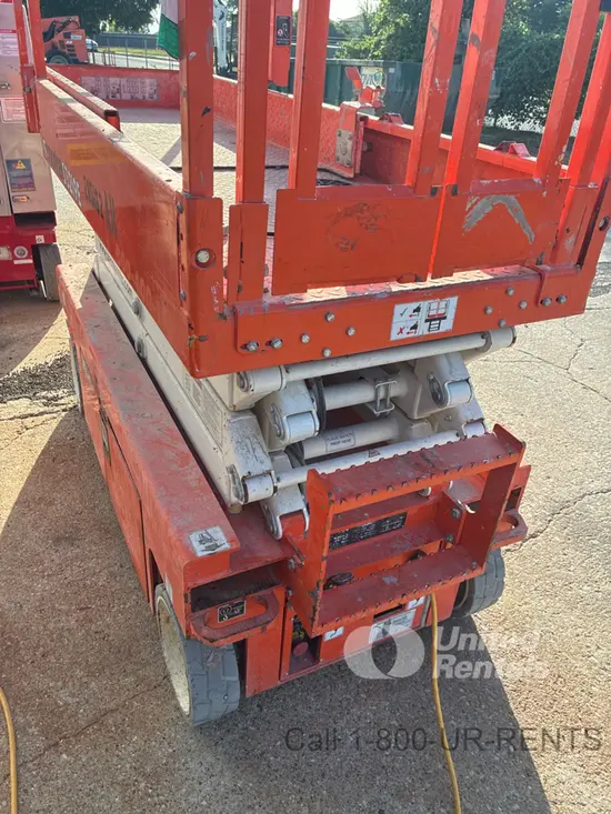 2021 Snorkel S3219E Scissor Lift