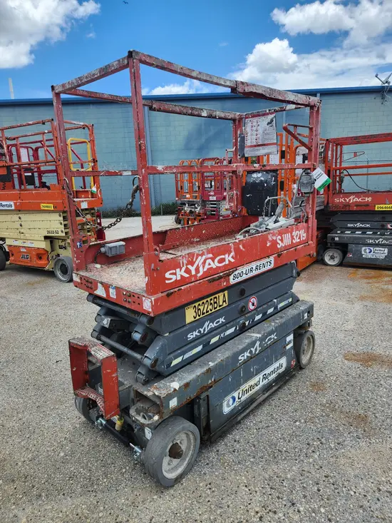 2016 Skyjack SJIII3219 Scissor Lift