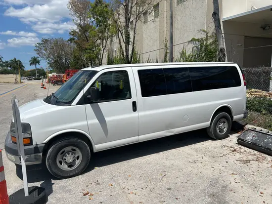 2017 Chevrolet E3500EXTLTGRWD Vehicle