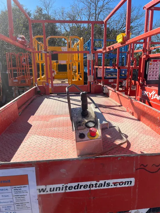 2017 Skyjack SJIII4740 Scissor Lift