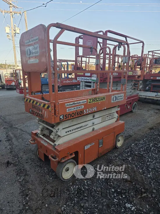 2019 Snorkel S3219E Scissor Lift