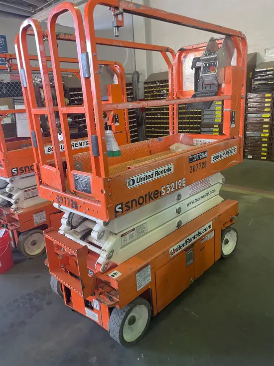 2018 Snorkel S3219E Scissor Lift