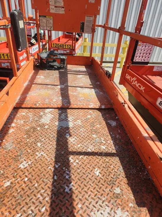 2017 JLG 3246ES Scissor Lift