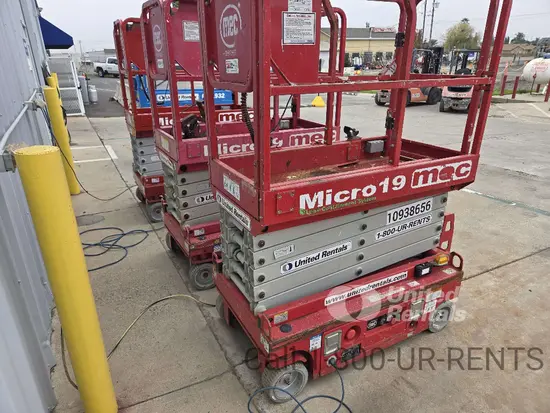 2019 MEC MICRO 19 Scissor Lift