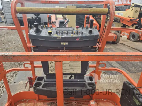 2017 JLG E450AJ Articulating Boom Lift