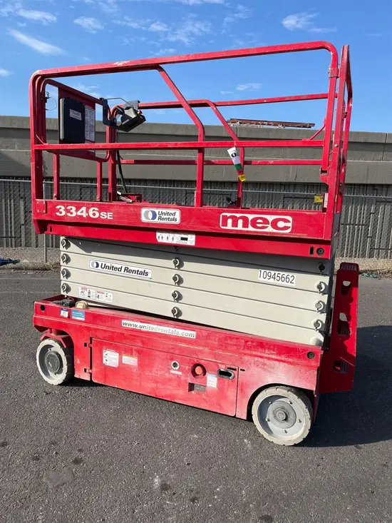 2019 MEC 3346SE Scissor Lift