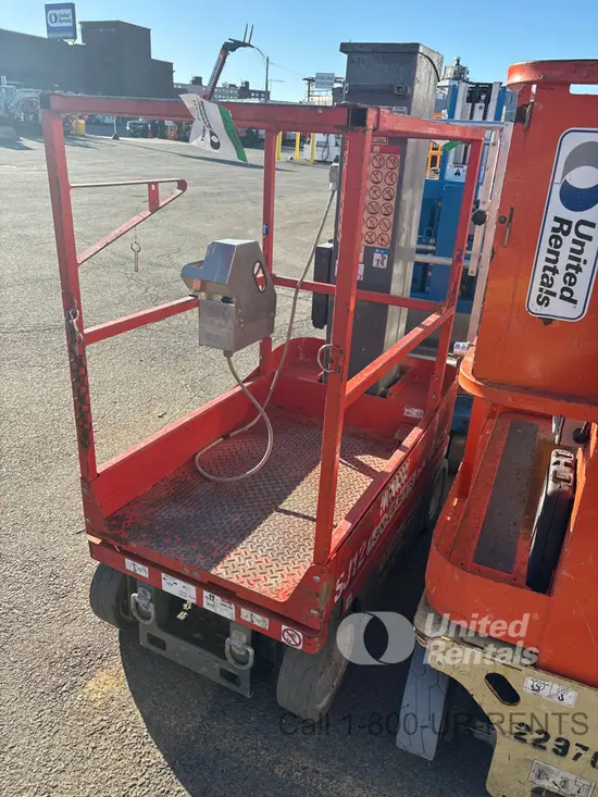 2017 Skyjack SJ12 Self-Propelled One-Person Lift