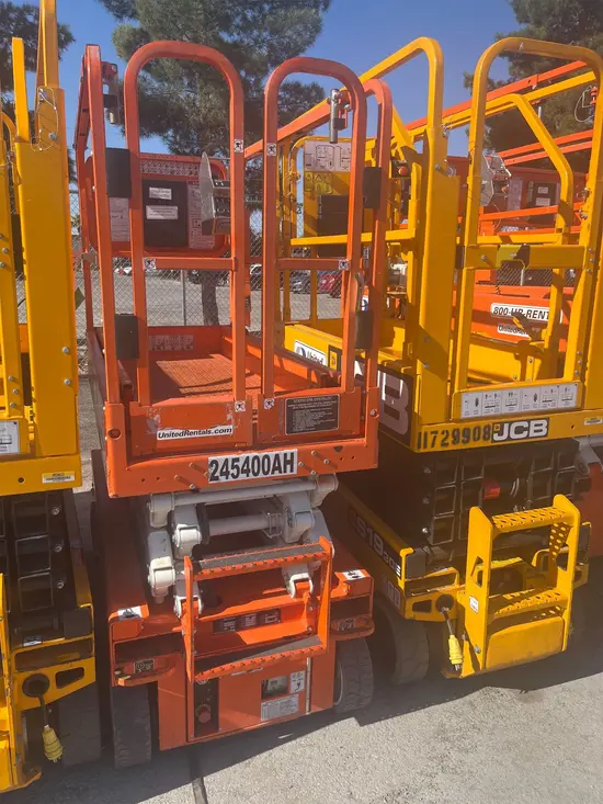 2020 Snorkel S3219E Scissor Lift