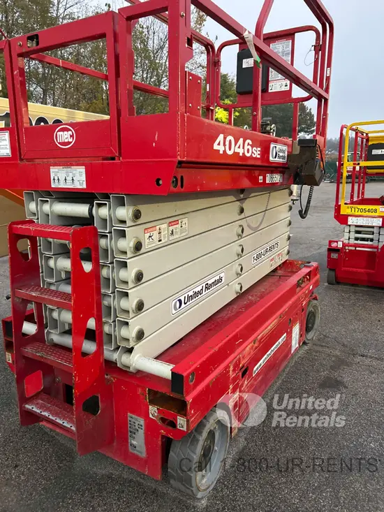 2017 MEC 4046SE Scissor Lift