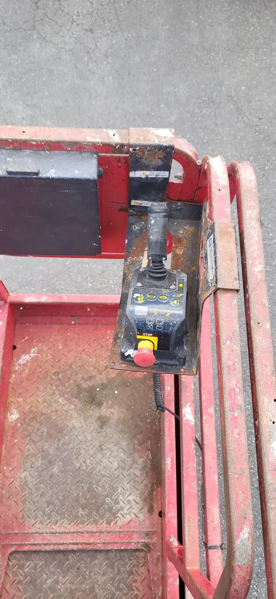 2018 MEC 1330SE Scissor Lift