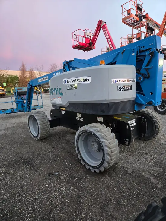 2017 Genie Z-60/37FE Articulating Boom Lift