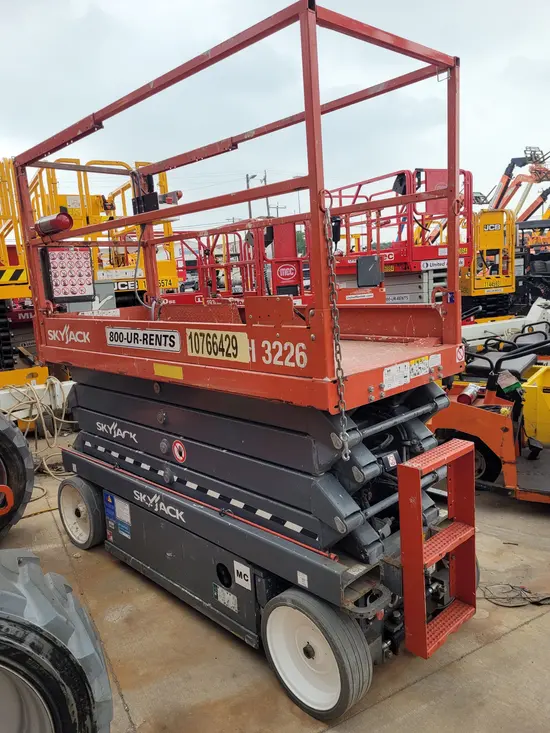 2018 Skyjack SJIII3226 Scissor Lift