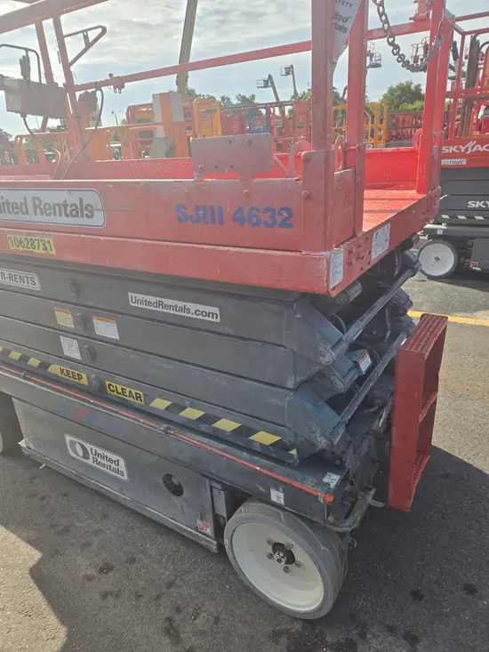 2017 Skyjack SJIII4632 Scissor Lift