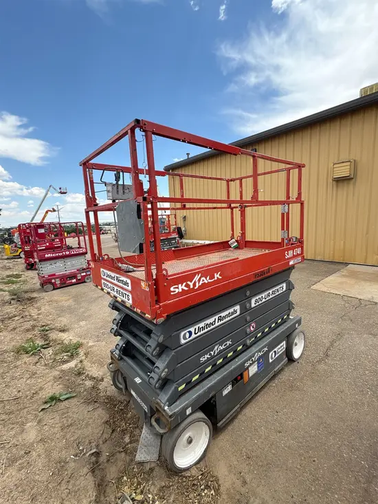 2017 Skyjack SJIII4740 Scissor Lift