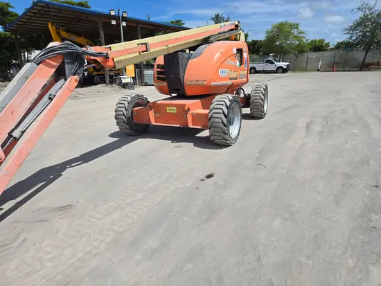 2017 JLG 600AJ Articulating Boom Lift