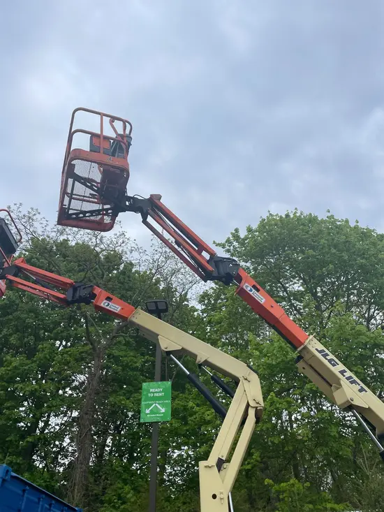 2015 JLG E300AJP Articulating Boom Lift