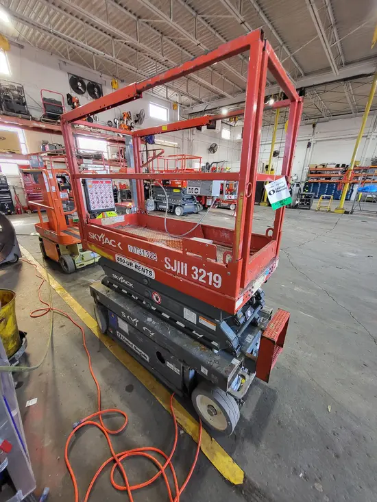 2018 Skyjack SJIII3219 Scissor Lift