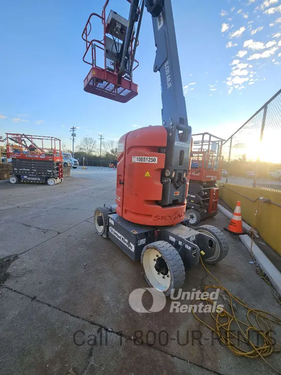 2018 Skyjack SJ30ARJE Articulating Boom Lift