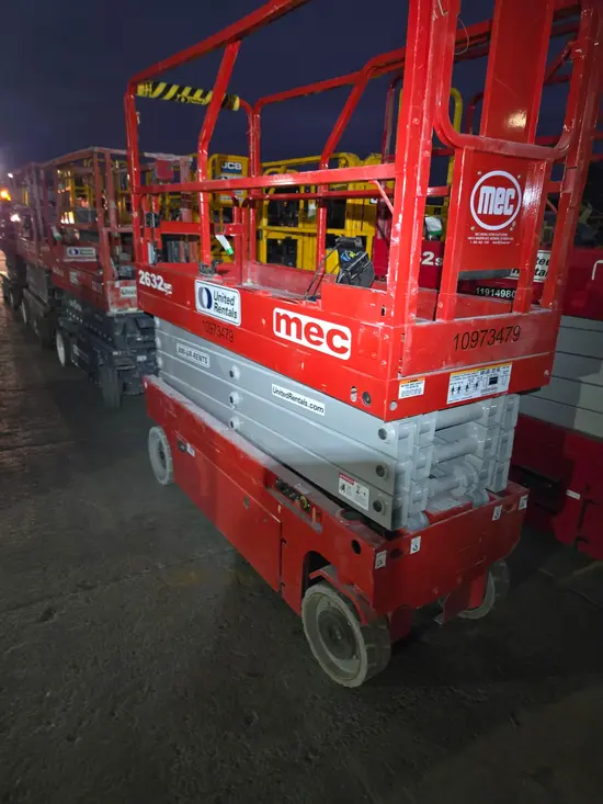 2019 MEC 2632SE Scissor Lift