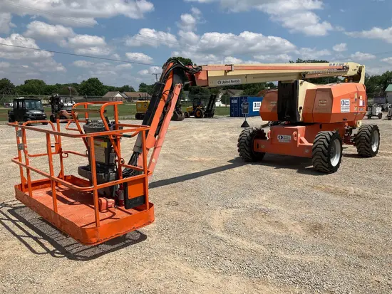 2015 JLG 800AJ Articulating Boom Lift